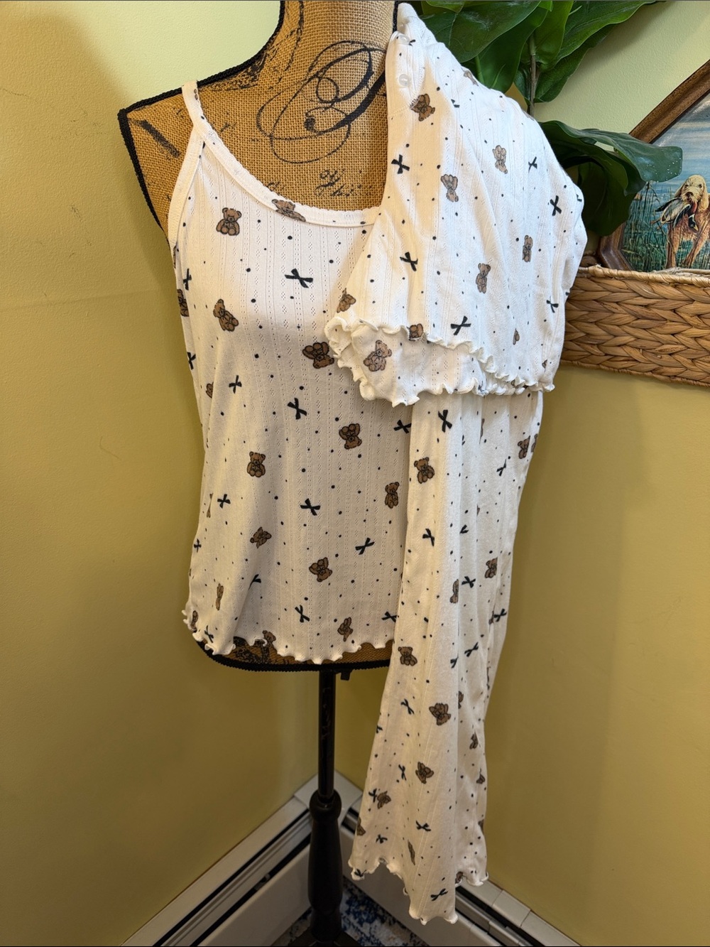 White Teddy Bear Print Pajama Tank and Pant Set NWT Medium